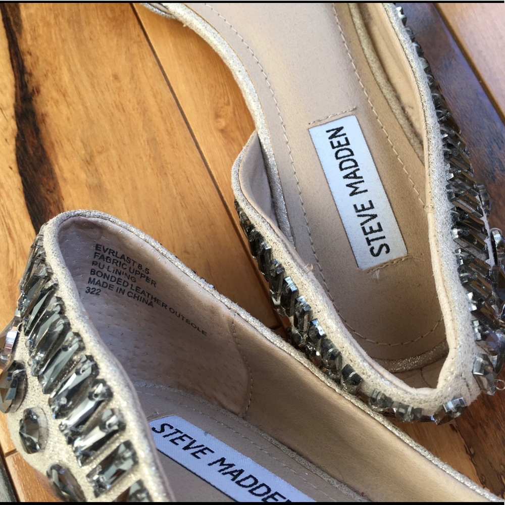 Steve Madden Silver Jeweled Pointed Toe Flats - Picture 5 of 6
